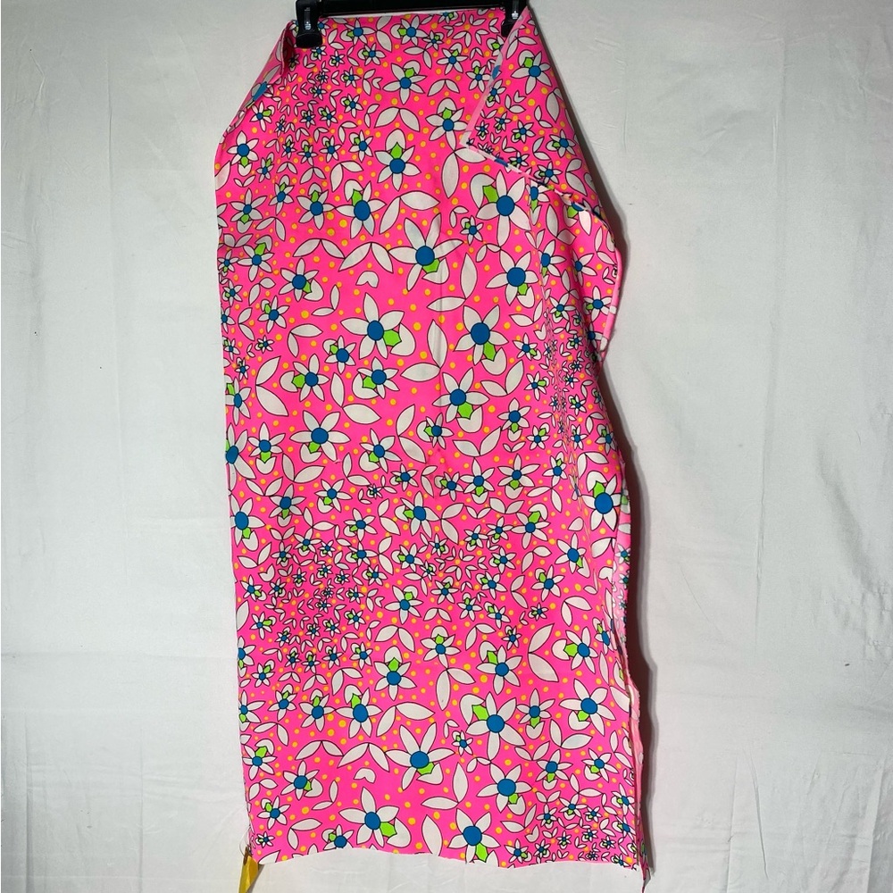 Vintage Floral Pink Fabric with Blue and White Accents - Picture 5 of 11